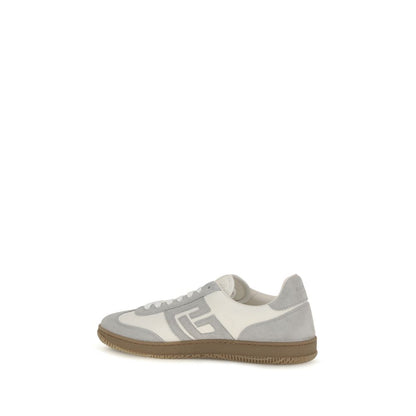 Athletic Sneakers by Balmain for men in bos taurus suede calfskin leather white showcases an impeccable silhouette, defined by an impeccable athletic style design that perfectly captures the essence of the Men's Athletic Bos Taurus Suede Calfskin Leather Sneakers.