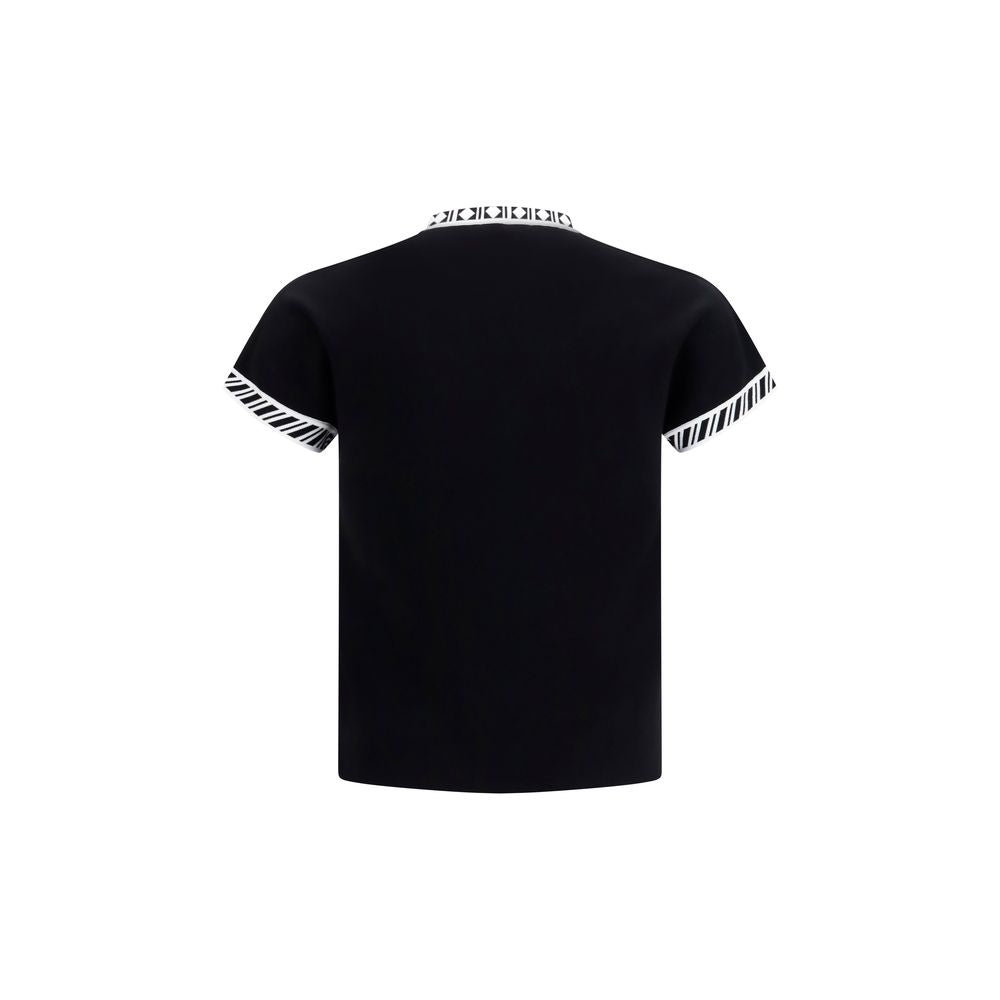 T-Shirt by Versace for men in stretch polyamide cotton black & signature features a plush silhouette, showcasing a sophisticated crew neckline and for a truly plush finish.