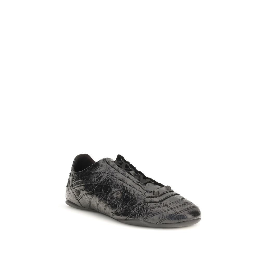 Athletic Sneakers Balenciaga men bos taurus calf leather black featuring a avant-garde City Men's Athletic Bos Taurus Calf Leather Sneakers design with a avant-garde athletic style for a refined finish.