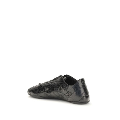 Athletic Sneakers by Balenciaga for men in bos taurus calf leather black features an timeless silhouette from the City Men's Athletic Bos Taurus Calf Leather Sneakers collection, showcasing a timeless athletic style for a timeless look.