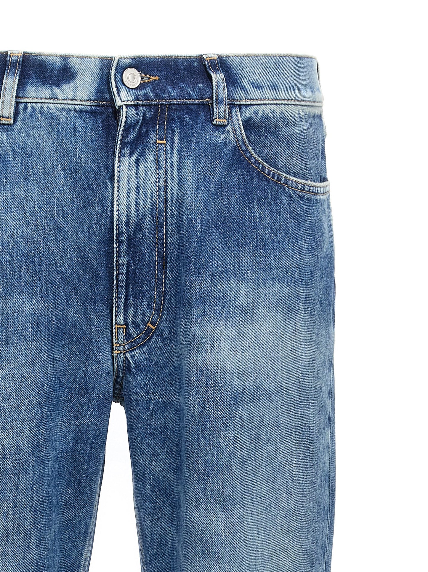 Jeans by Givenchy for men in denim cotton blue features an refined tailoring silhouette, showcasing a premium straight-leg with a and long cut for a refined tailoring look.
