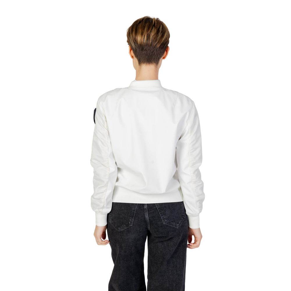Bomber Jacket by Blauer for women in polyamide white presents a effortlessly chic silhouette, showcasing a sophisticated and premium lightweight & pockets for a truly effortlessly chic finish.
