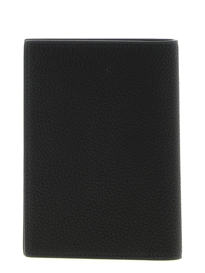 Cardholder Wallet by Tom Ford for men in calfskin leather black & print features a sleek silhouette, showcasing the sleek Calfskin Leather Cardholder Wallet design with sophisticated card-organization for a premium look.