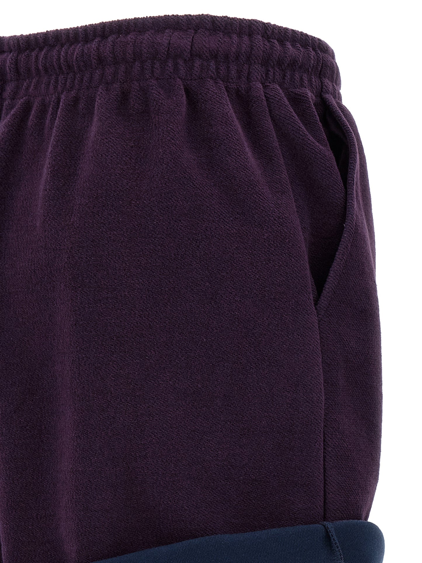 Bermuda Shorts by The Attico for women in cotton purple presents a sleek silhouette, featuring a sleek with a refined short and a sophisticated .
