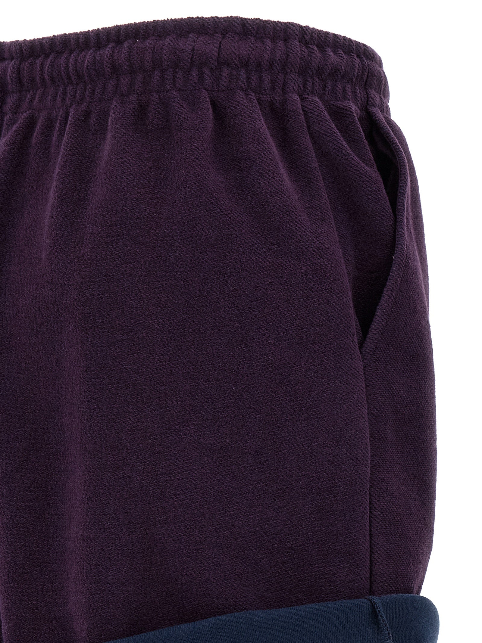 Bermuda Shorts by The Attico for women in cotton purple presents a sleek silhouette, featuring a sleek with a refined short and a sophisticated .