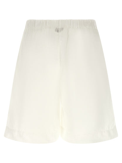 Bermuda Shorts by XACUS for women in cotton white presents a sleek silhouette, featuring a sleek relaxed-fit with a refined short and a sophisticated .