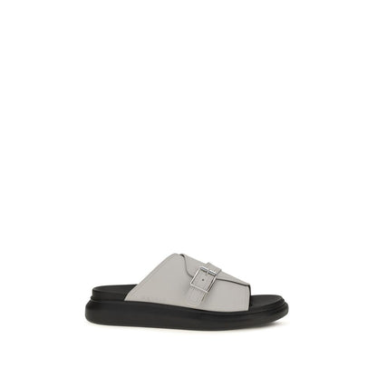 Platform Slider Sandals by Alexander McQueen for men in bos taurus calf leather gray features an exquisite silhouette, showcasing the exquisite Men's Bos Taurus Calf Leather Platform Slider Sandals with a platform and .