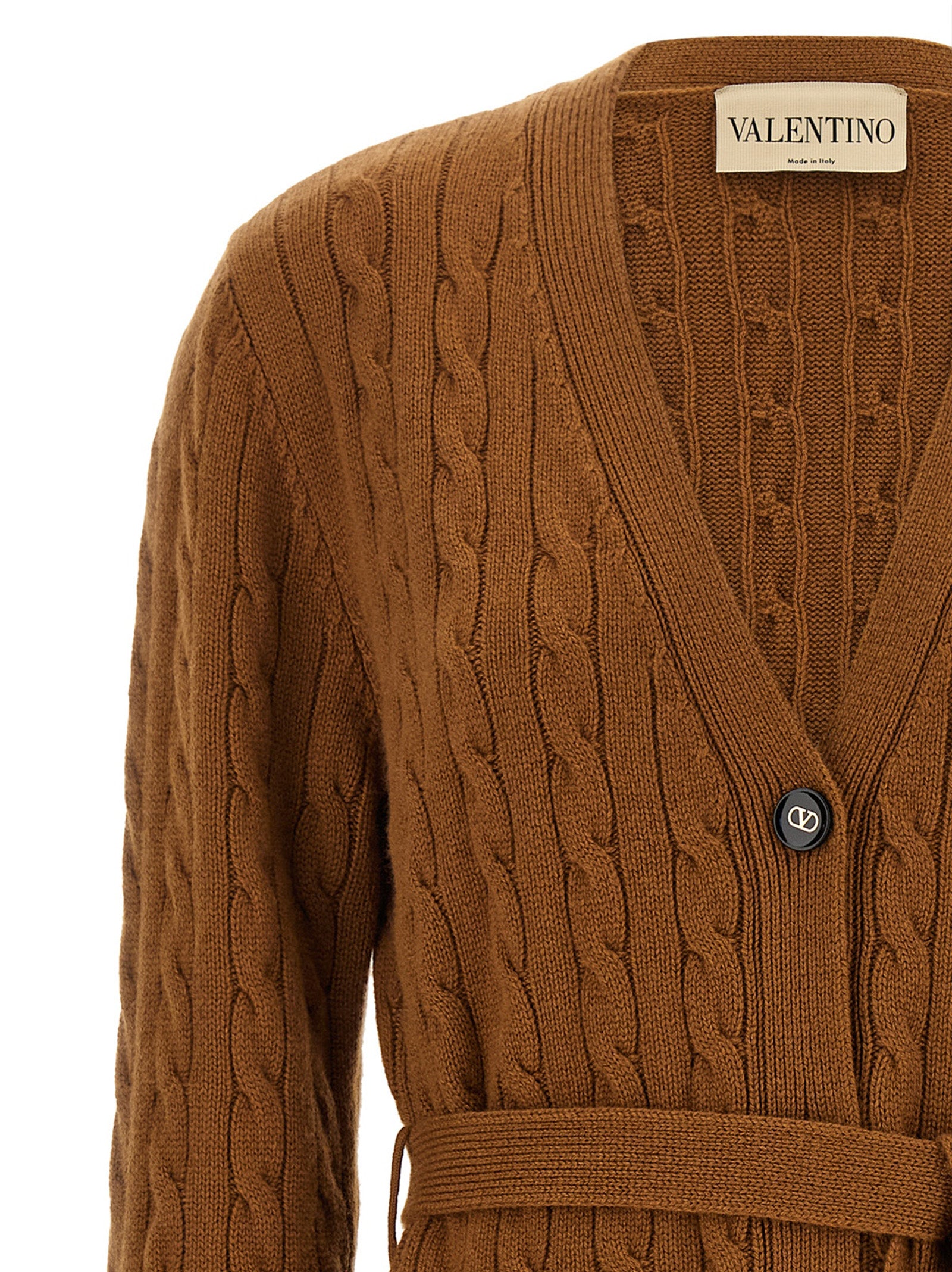 Cardigan by Valentino Garavani for women in cashmere & horn brown, horn & signature features an impeccable silhouette, showcasing a sophisticated v-neck neckline and detail for a truly impeccable finish.