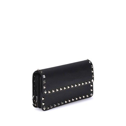 Cardholder Wallet by Valentino Garavani for women in bos taurus calf leather black & signature presents a refined silhouette, artfully capturing the essence of the Rockstud Bos Taurus Calf Leather Cardholder Wallet design with sophisticated card-organization chain for a refined look.