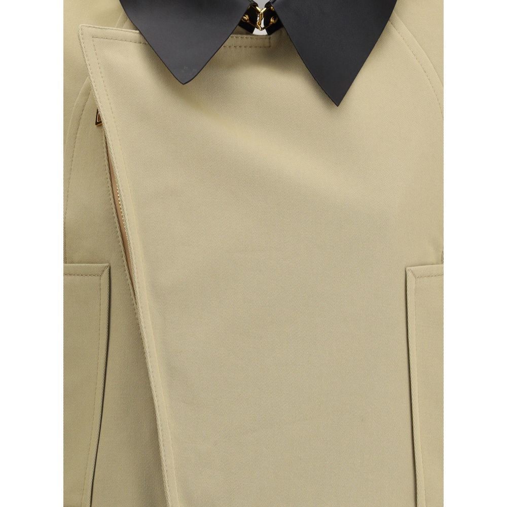 Jacket by Givenchy for women in wool cotton & leather beige presents a impeccable silhouette, showcasing distinct and a impeccable for a sophisticated finish.