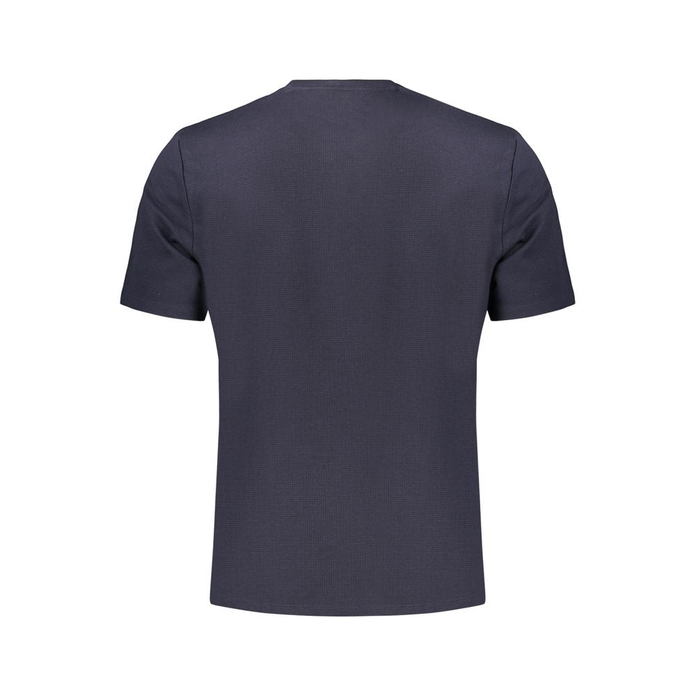 T-Shirt by Hugo Boss for men in cotton polyester blue features an edgy silhouette, meticulously detailed with a sophisticated and crew neckline for a truly edgy finish.