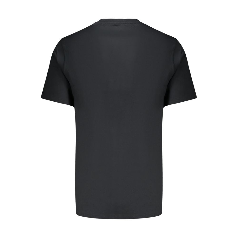T-Shirt by Converse for men in cotton black & print showcases a chic silhouette, artfully detailed with a chic and for a chic finish.