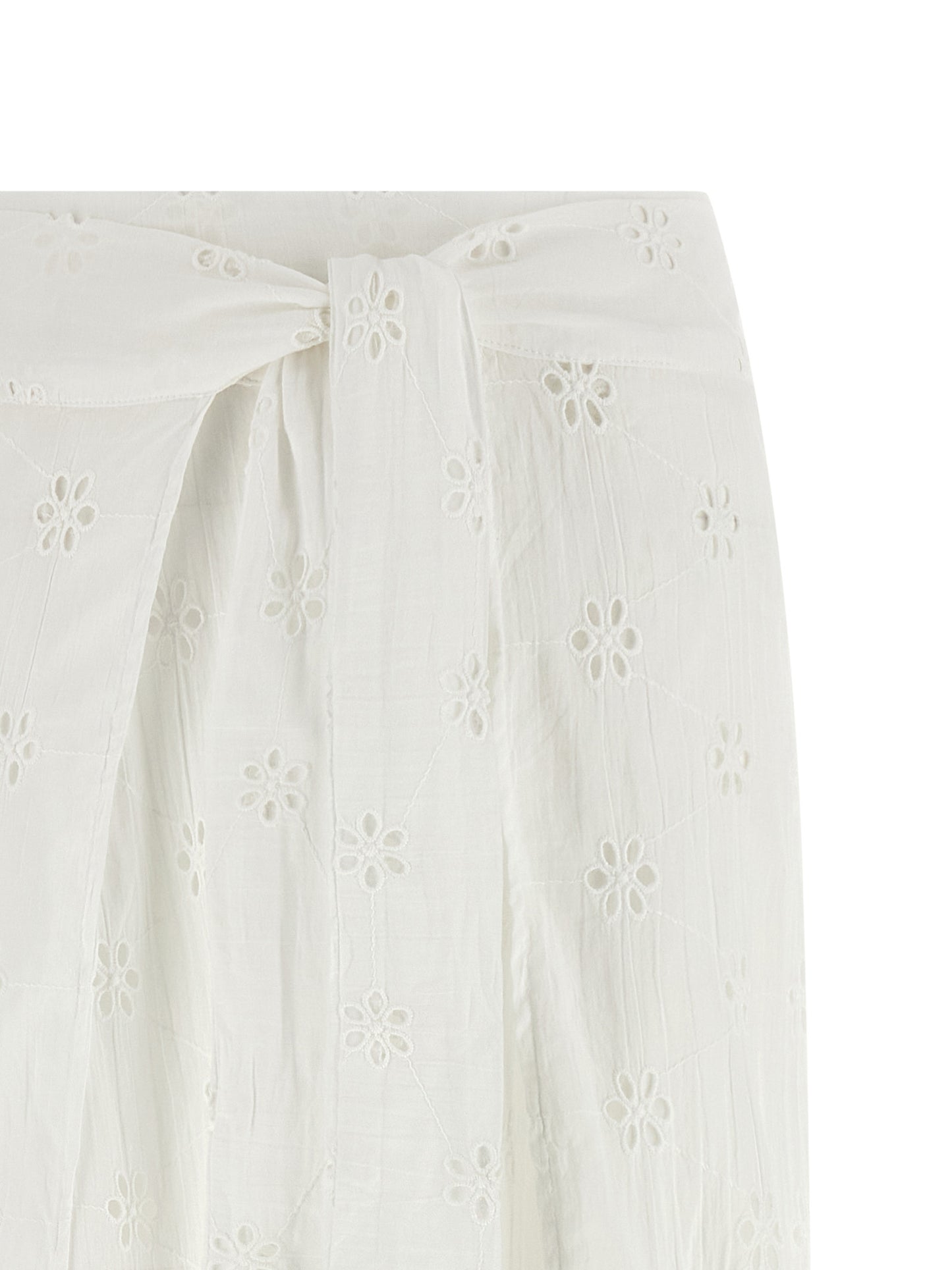 Trousers by Polo Ralph Lauren for women in cotton white features an on trend silhouette, showcasing a sophisticated wide with a long and for an on trend finish.
