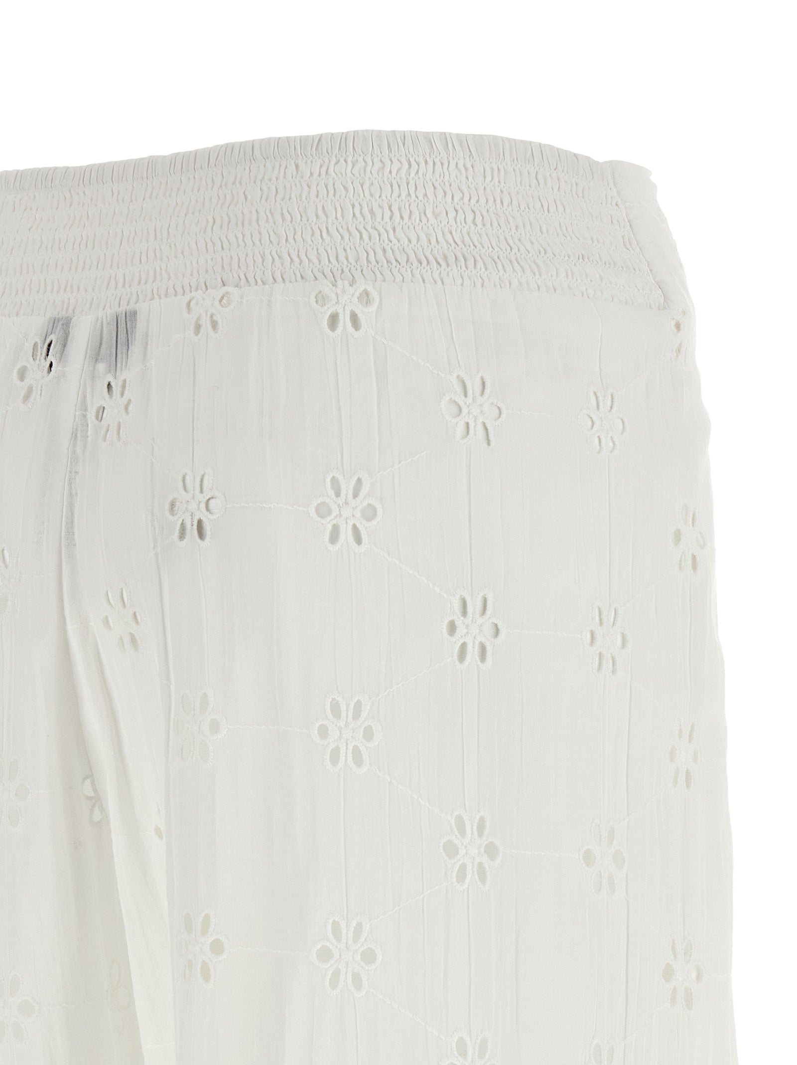 Trousers by Polo Ralph Lauren for women in cotton white features an sartorial silhouette, showcasing a precise wide and long with a sartorial for a refined look.