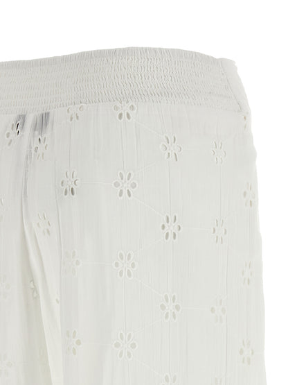 Trousers by Polo Ralph Lauren for women in cotton white features an sartorial silhouette, showcasing a precise wide and long with a sartorial for a refined look.