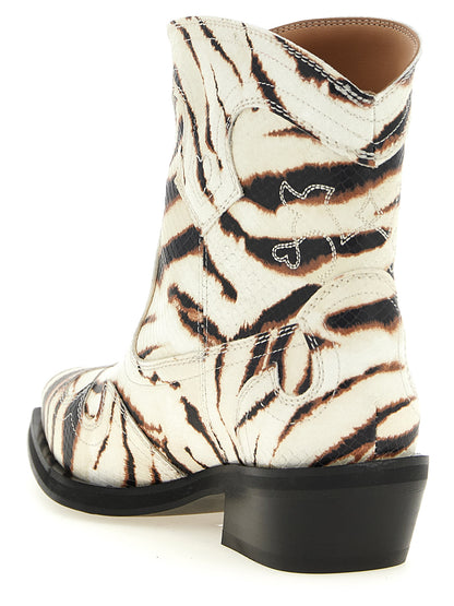 Cuban Ankle Chelsea Cowboy Boots by Ganni for women in polyester & polyurethane beige, zebra, patterned & print features an high-performance silhouette, showcasing the sophisticated design of the Women's Polyester & Polyurethane Cuban Ankle Chelsea Cowboy Boots with a cuban-heel and a refined pointed toe style.