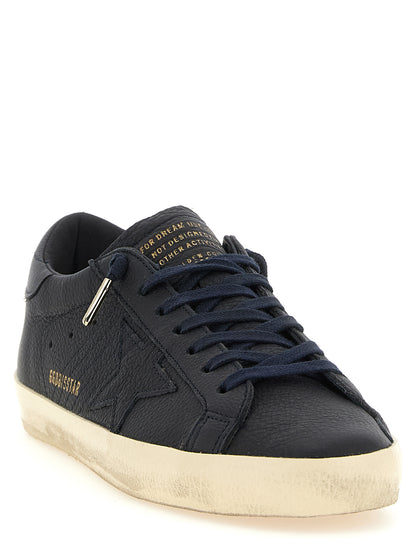 Sneakers by Golden Goose for men in bos taurus cowhide leather blue presents a on trend silhouette from the Star Men's Low Top Bos Taurus Cowhide Leather Sneakers collection, showcasing a on trend low-top style for an elevated aesthetic.