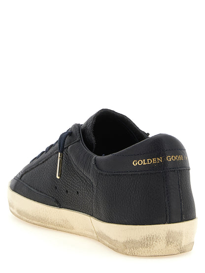 Sneakers by Golden Goose for men in bos taurus cowhide leather blue features an versatile design from the Star Men's Low Top Bos Taurus Cowhide Leather Sneakers collection, highlighting a versatile low-top style for a premium, high-fashion look.