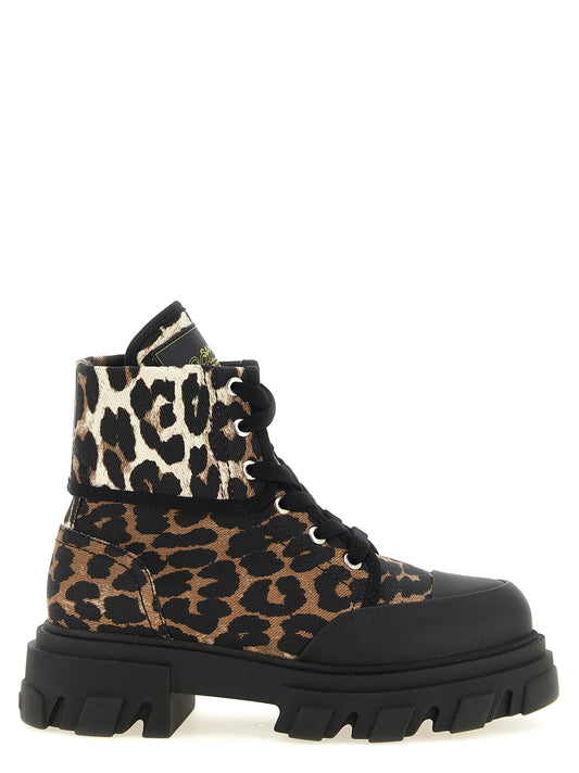 Lace-Up Ankle Boots by Ganni for women in stretch denim cotton black, multicolor, silver, leopard-print & print features an high-performance silhouette, showcasing the sophisticated design of the 9 To 5 Women's Stretch Denim Cotton Lace-Up Ankle Boots with a and a refined .