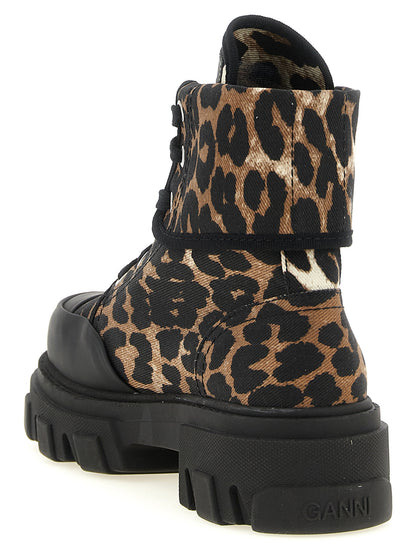 Lace-Up Ankle Boots by Ganni for women in stretch denim cotton black, multicolor, silver, leopard-print & print features an high-performance silhouette, showcasing the sophisticated design of the 9 To 5 Women's Stretch Denim Cotton Lace-Up Ankle Boots with a and a refined .
