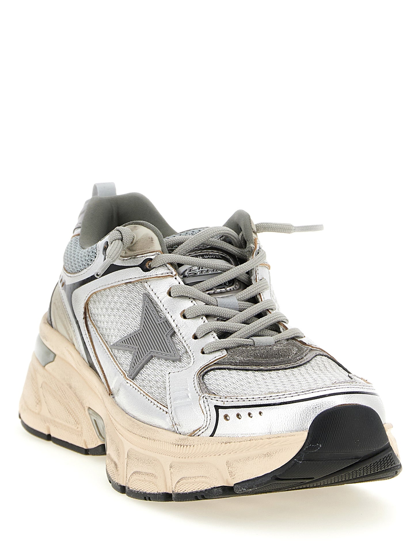 Sneakers by Golden Goose for women in viscose tu polyester polyurethane leather silver features a chic design, perfectly showcasing the chic chunky style of this Star Women's Chunky Viscose TU Polyester Polyurethane Leather Sneakers.