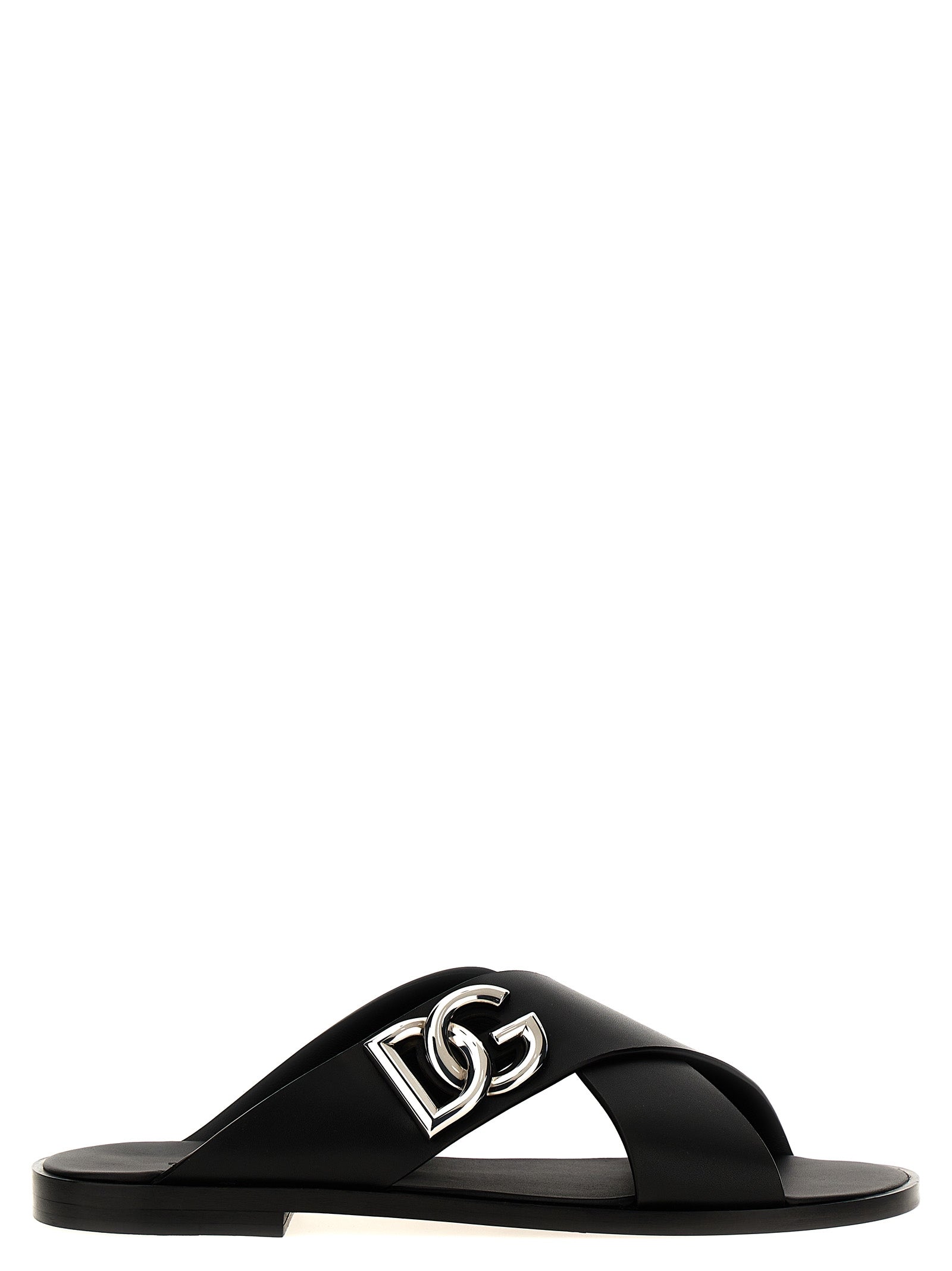 Flat Shoes by Dolce & Gabbana for men in calfskin leather black showcases a resplendent Men's Calfskin Leather Flat Shoes aesthetic, defined by its resplendent and elegant flat.