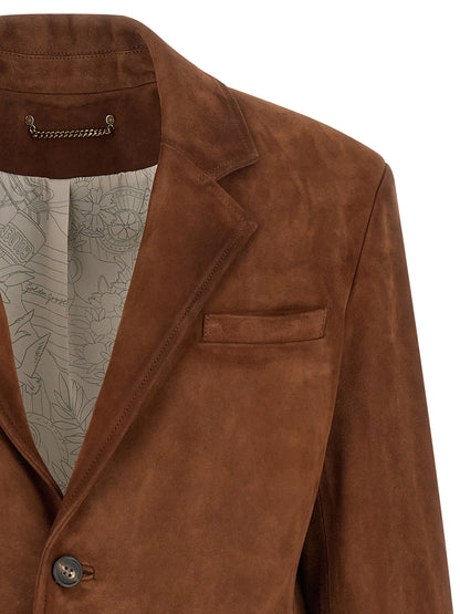 Blazer by Golden Goose for men in suede lamb-sheep leather brown presents a distinguished silhouette, detailed with a distinguished lapel neckline and distinctive for a truly sophisticated finish.