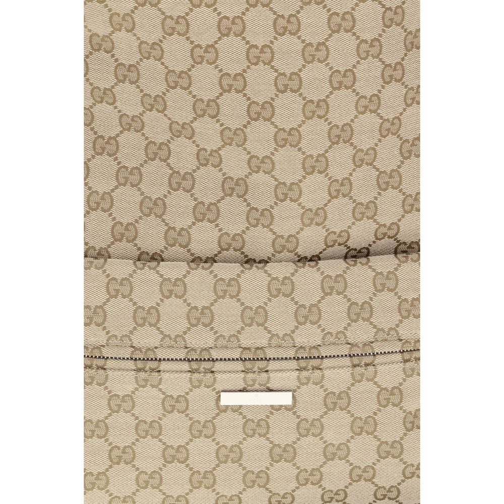 Large Travel Backpack by Gucci for men in polyamide polyester leather & cotton canvas beige, green, red, silver & striped features an ultra-portable silhouette from the Gg Polyamide Polyester Leather & Cotton Canvas Large Travel Backpack range, with a secure zipper, ample laptop-compartment, and versatile backpack-strap & adjustable-strap.