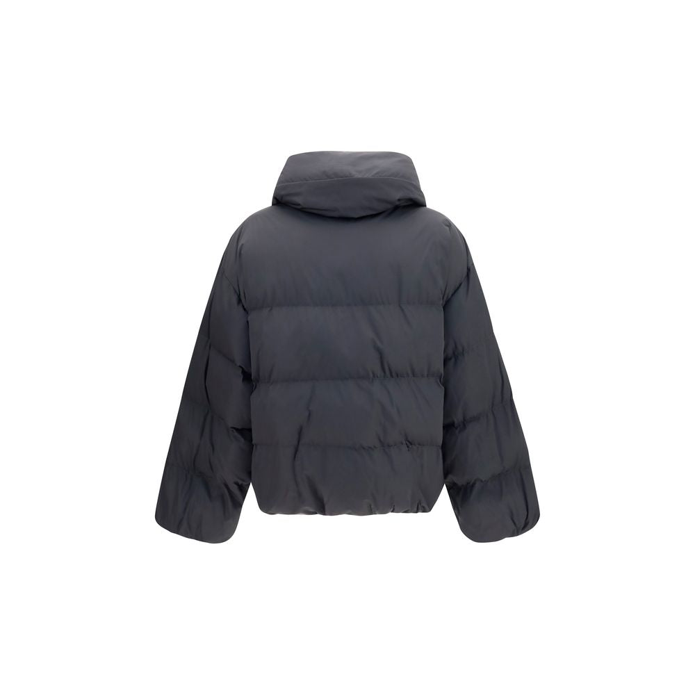 Overcoat by Balmain for women in viscose black & signature showcases a enveloping silhouette, detailed with distinctive pockets & insulated and a enveloping .