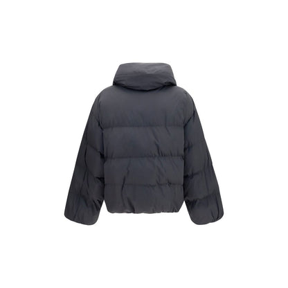 Overcoat by Balmain for women in viscose black & signature showcases a enveloping silhouette, detailed with distinctive pockets & insulated and a enveloping .