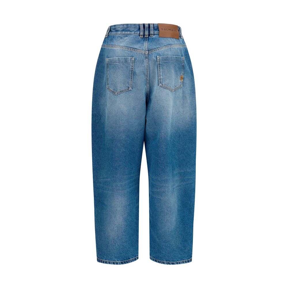 Jeans by Balmain for women in denim cotton blue features an sartorial relaxed-fit, regular-fit & wide and long with a cut for a sartorial finish.