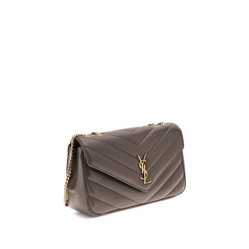 Quilted 2-in-1 Shoulder & Crossbody Flap Bag by Saint Laurent for women in lambskin leather gray & signature features a distinguished silhouette, showcasing a secure flap & magnetic and distinguished with versatile crossbody-strap, shoulder-strap & adjustable-strap for a distinguished finish.