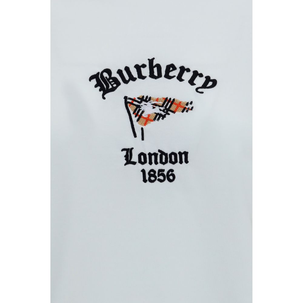 T-Shirt by Burberry for women in cotton white features an on trend silhouette, perfectly showcasing a on trend and for an elevated aesthetic.