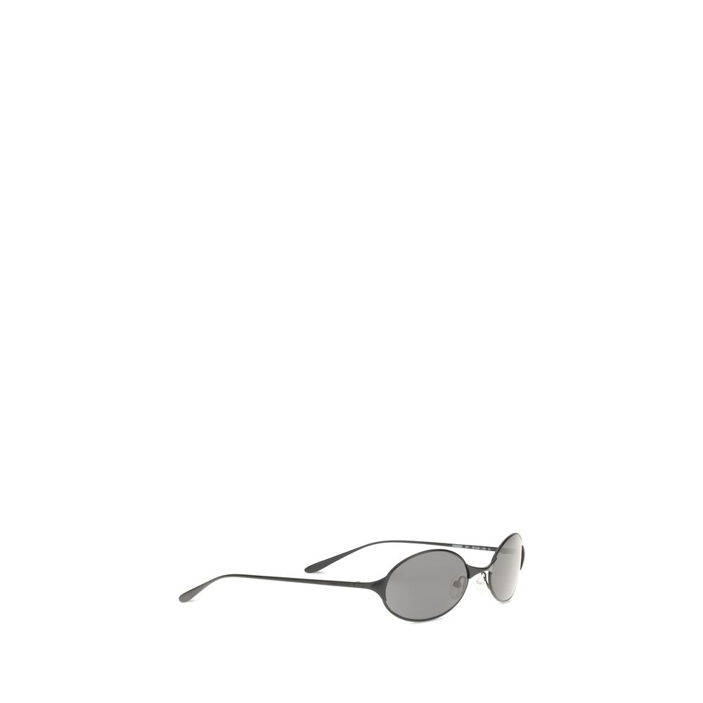 Sunglasses by Alexander McQueen for women in bos taurus suede calf leather & rhinestone brown, gray & gold showcases a ethereal silhouette, featuring gray coloured frame oval frame design with for a ethereal finish.