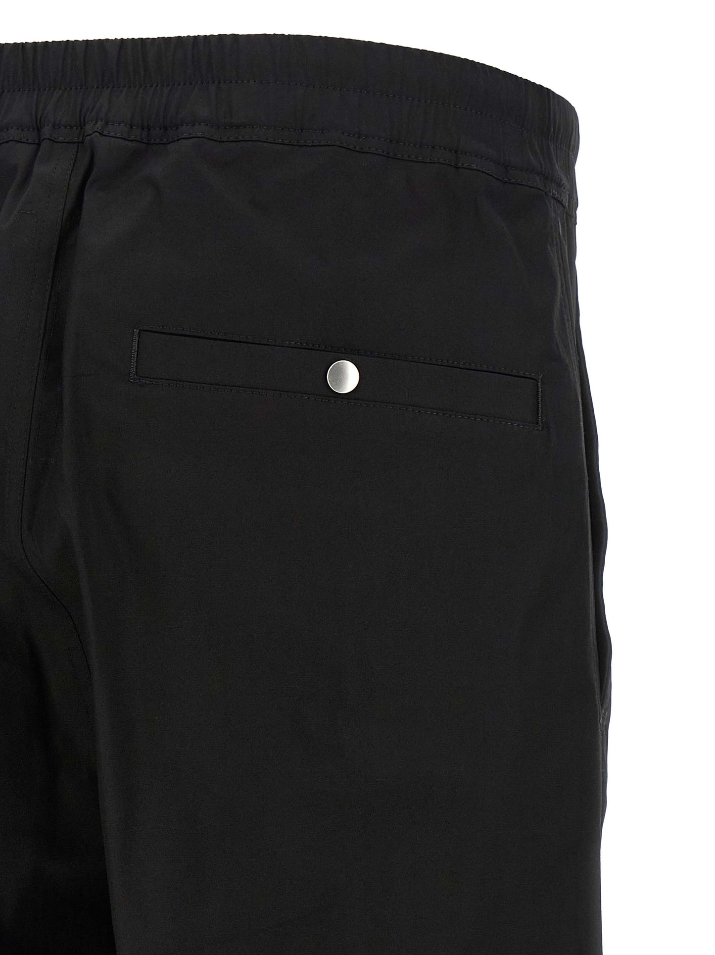 Joggers by Rick Owens for men in cotton black features an sophisticated and with a precise long, creating a sophisticated and sophisticated silhouette.