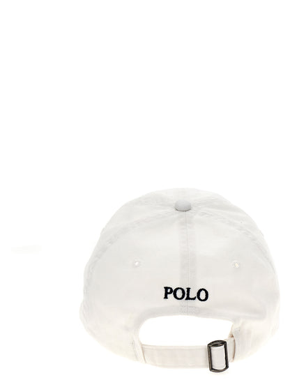This Baseball Cap by Polo Ralph Lauren for men in cotton white presents a distinguished silhouette, meticulously showcasing the signature aesthetic and high-end profile of the Cotton Baseball Cap.