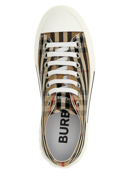 Sneakers by Burberry for women in calf leather & cotton canvas beige, patterned, signature & print features an fashionable silhouette, showcasing the premium Women's Low Top Calf Leather & Cotton Canvas Sneakers in a fashionable low-top style that offers a fashionable finish for refined style.