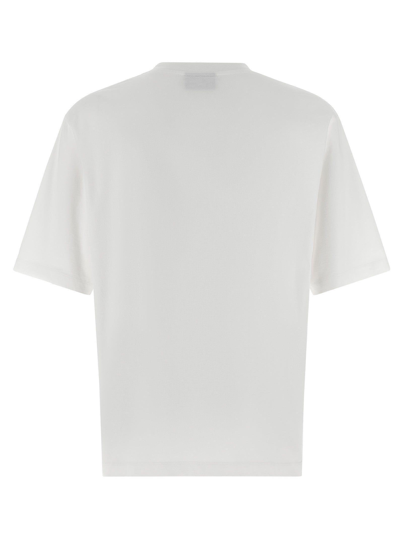 T-Shirt by Dsquared² for men in cotton white & print features an edgy silhouette, meticulously detailed with a sophisticated and crew neckline for a truly edgy finish.