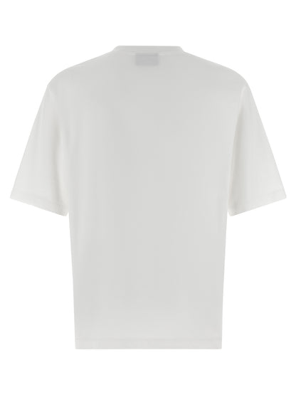 T-Shirt by Dsquared² for men in cotton white & print features an edgy silhouette, meticulously detailed with a sophisticated and crew neckline for a truly edgy finish.