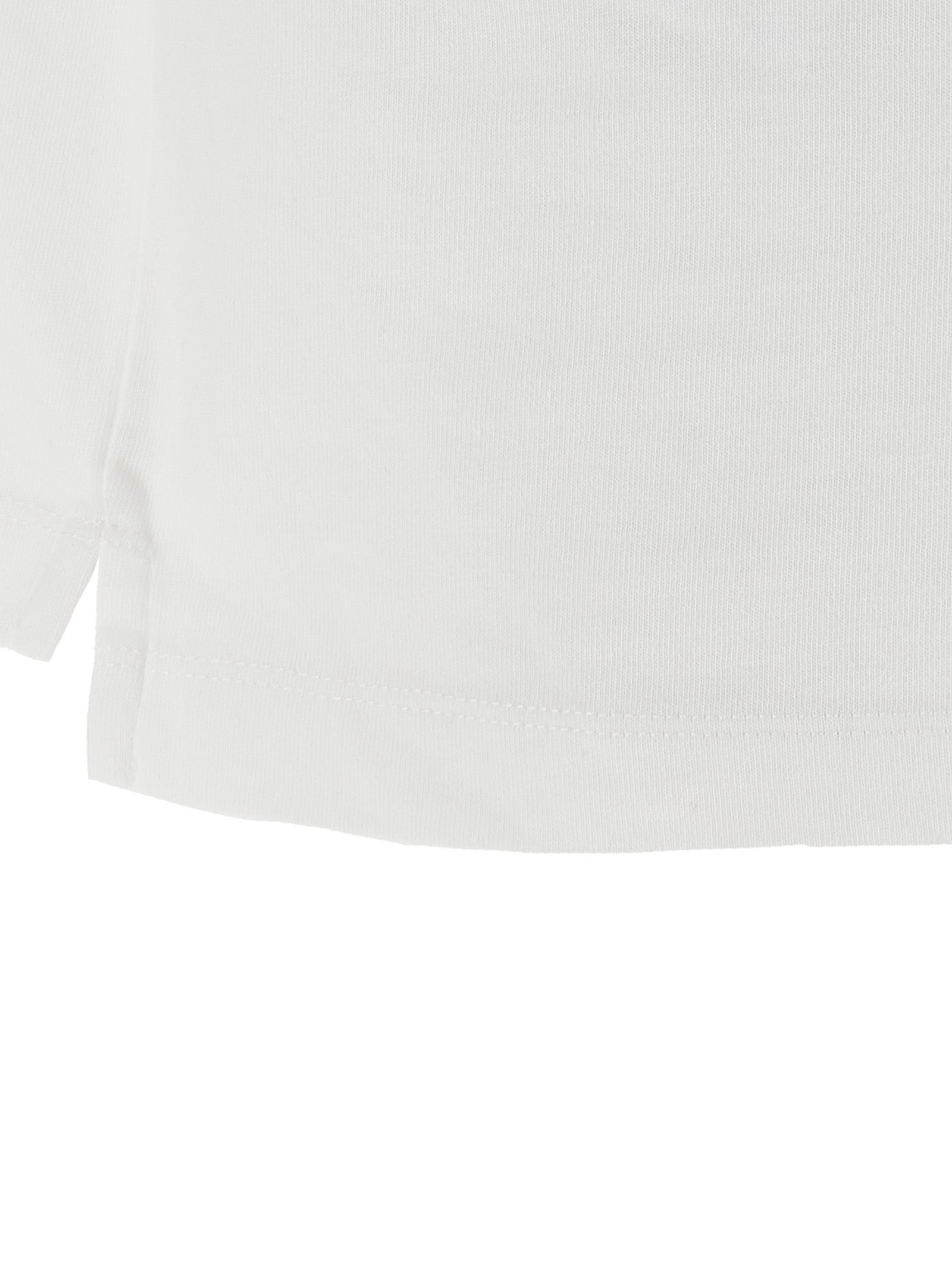 T-Shirt by Dsquared² for men in cotton white & print showcases a fashionable silhouette, elegantly detailed with a fashionable and for a sophisticated, high-fashion look.
