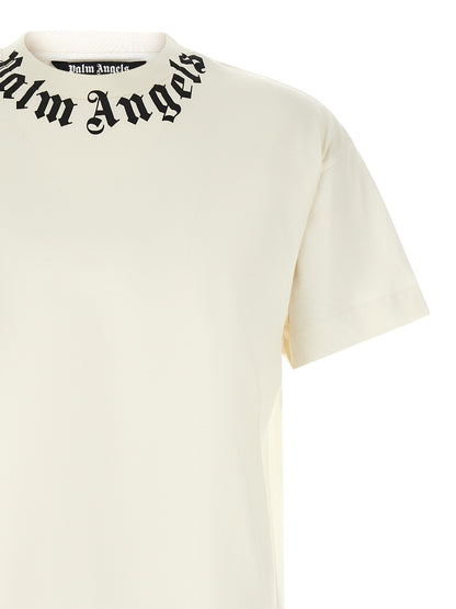 T-Shirt by Palm Angels for men in cotton bicolour, black, white, signature & print features a plush silhouette, showcasing a sophisticated crew neckline and for a truly plush finish.