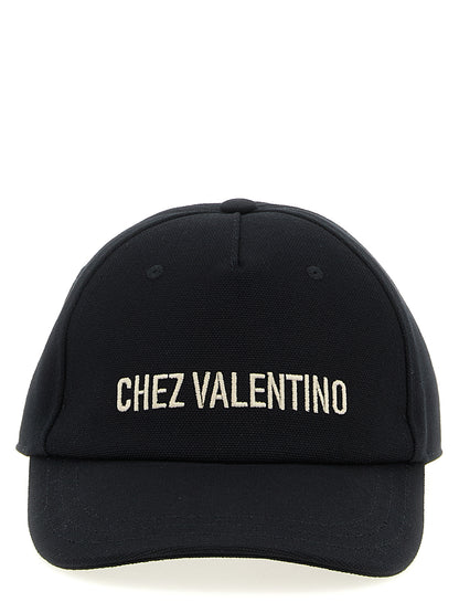 Baseball Cap by Valentino Garavani for men in cotton black presents a tailored silhouette, perfectly capturing the essence of Cotton Baseball Cap with its tailored finish and superior craftsmanship.