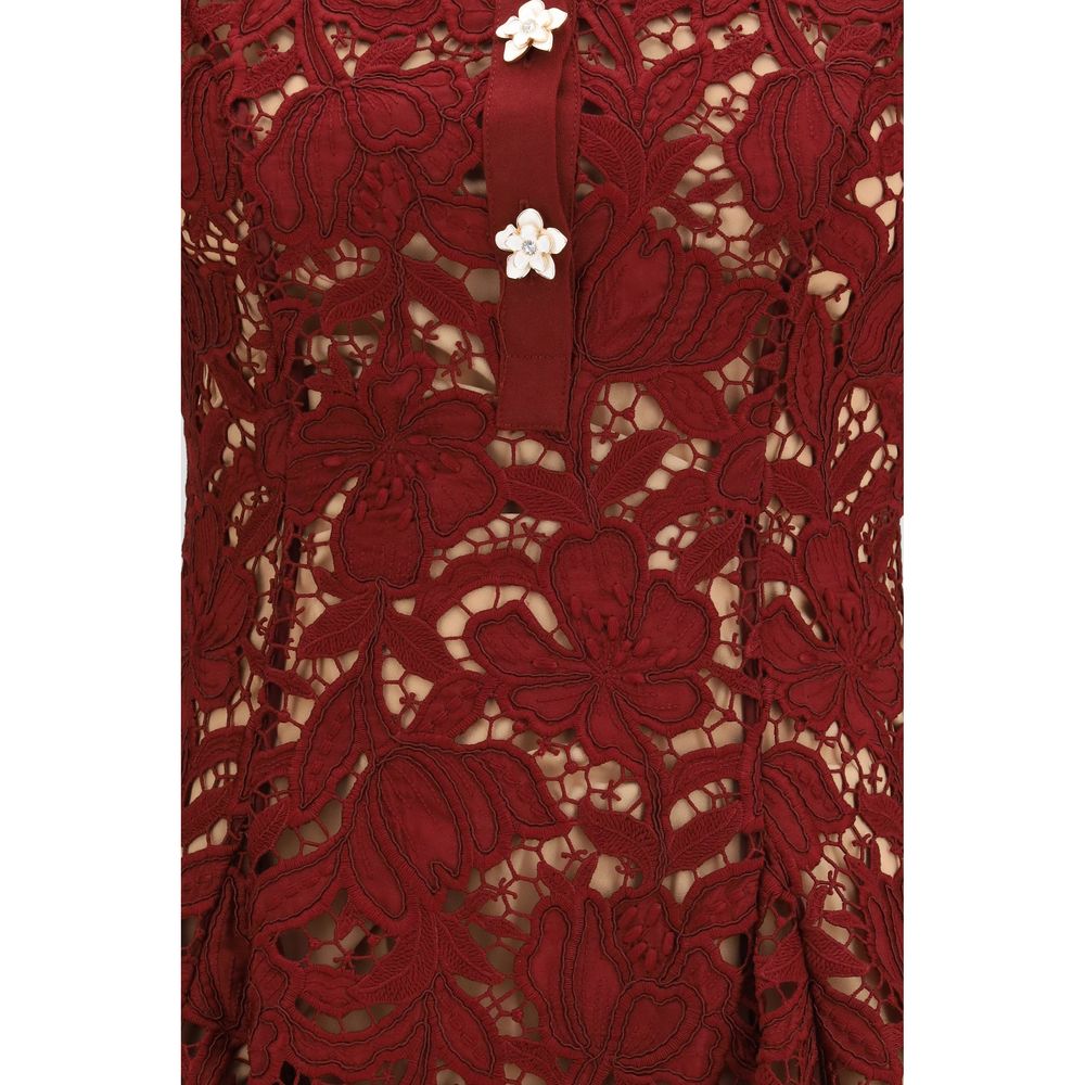 Dress by Self-Portrait for women in polyester bordeaux, patterned & floral features an cute silhouette, detailed with a and that elegantly flows into a cute short mini.