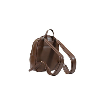 Large Quilted Backpack by Love Moschino for women in polyethylene & polyurethane brown & patterned presents a stately Polyethylene & Polyurethane Large Quilted Backpack design, showcasing a secure zipper with ample and versatile backpack-strap & adjustable-strap for a stately finish.