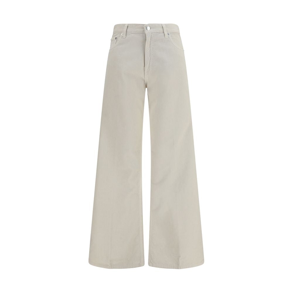 Jeans by Haikure for women in cotton denim white features an sophisticated high rise and straight-leg, relaxed-fit & regular-fit with a precise long, creating a sophisticated and sophisticated silhouette.