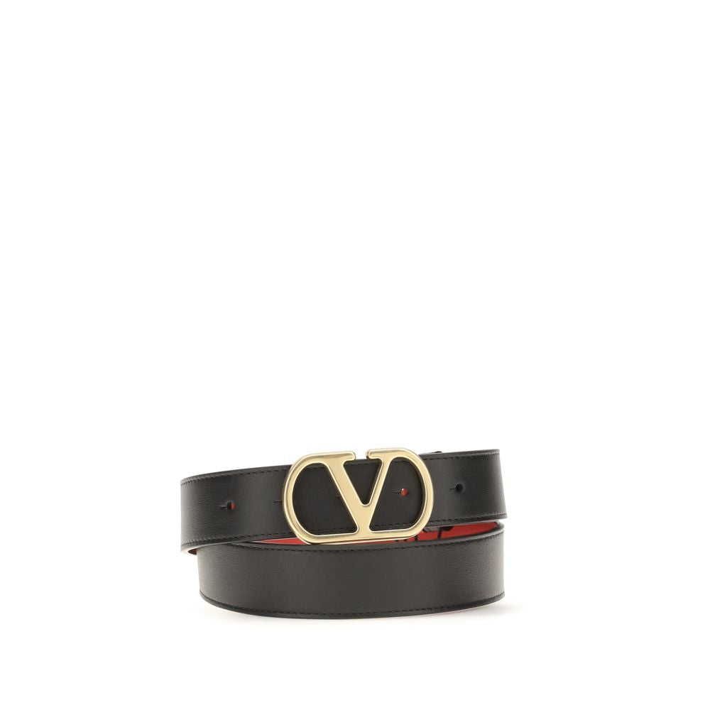 Belt by Valentino Garavani for women in bos taurus calfskin leather black & signature features an distinguished design, perfectly showcasing the sophisticated craftsmanship of this distinguished V Logo Bos Taurus Calfskin Leather Belt.