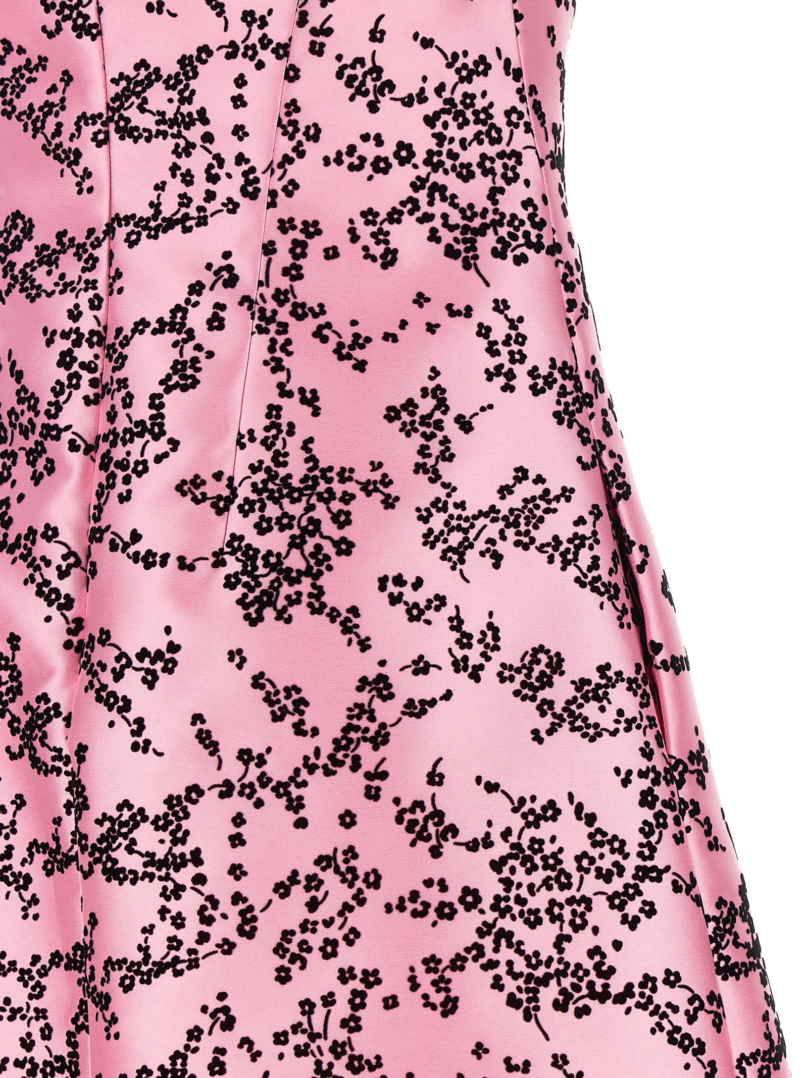 Dress by Alberta Ferretti for women in polyester & silk multicolor, pink & floral features an sultry silhouette defined by a and , falling to an sultry midi for a sultry look.