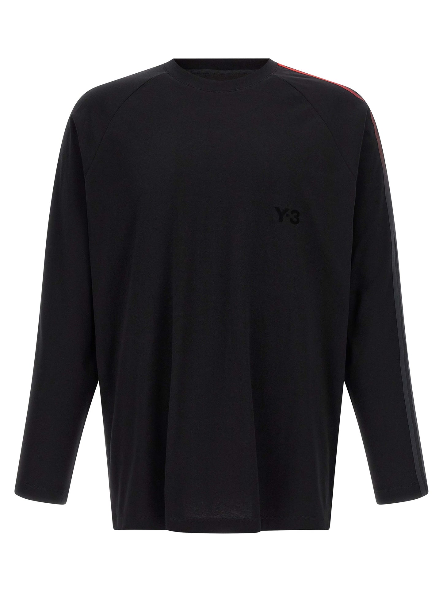 T-Shirt by Y-3 for men in cotton gradient, black, red & striped features an edgy silhouette, meticulously detailed with a sophisticated and crew neckline for a truly edgy finish.