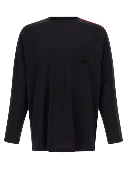 T-Shirt by Y-3 for men in cotton gradient, black, red & striped features an edgy silhouette, meticulously detailed with a sophisticated and crew neckline for a truly edgy finish.