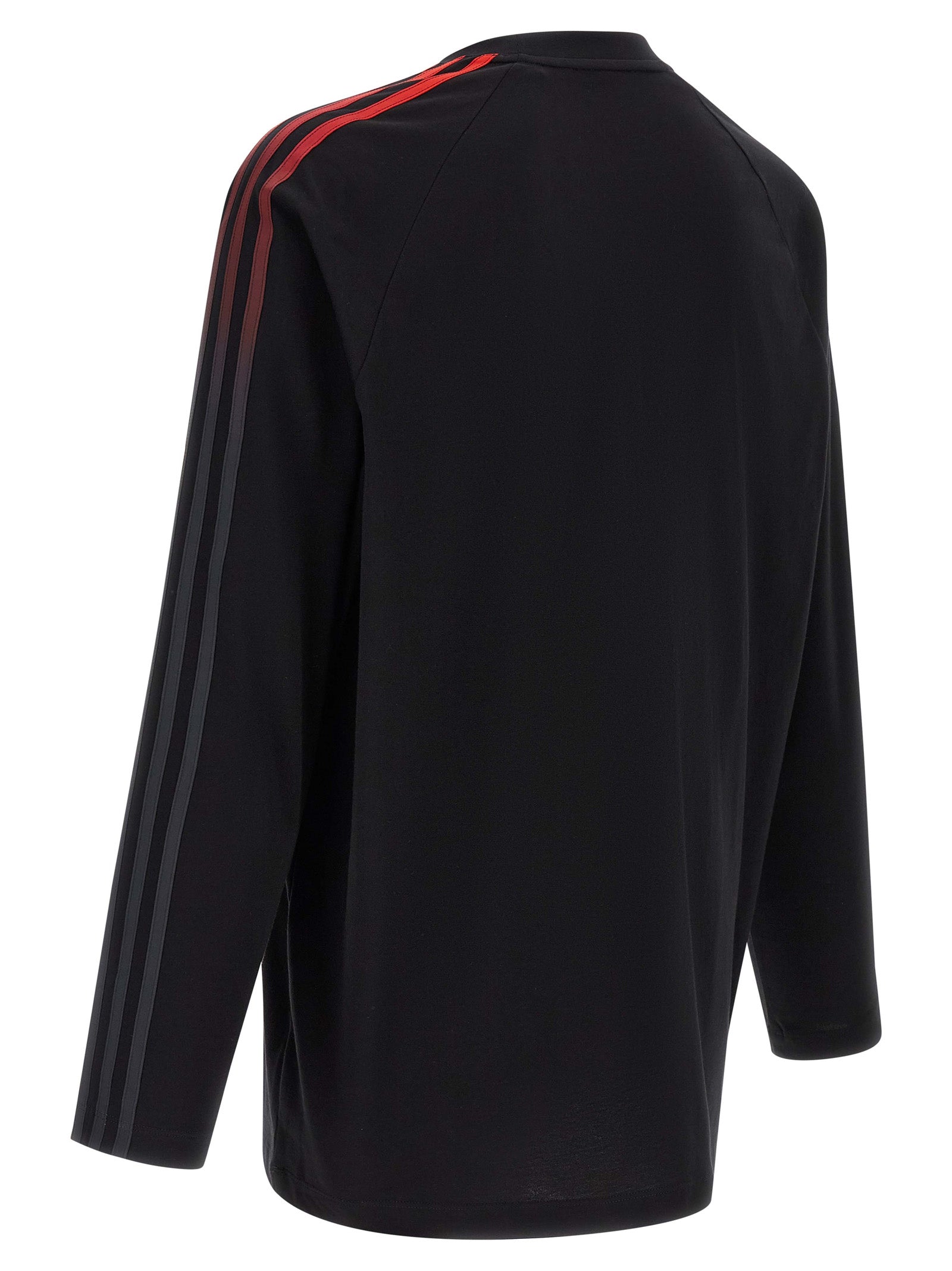 T-Shirt by Y-3 for men in cotton gradient, black, red & striped showcases a chic silhouette, artfully detailed with a chic crew neckline and for a chic finish.